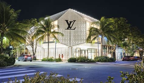 louis vuitton cafe miami|louis vuitton dadeland miami.